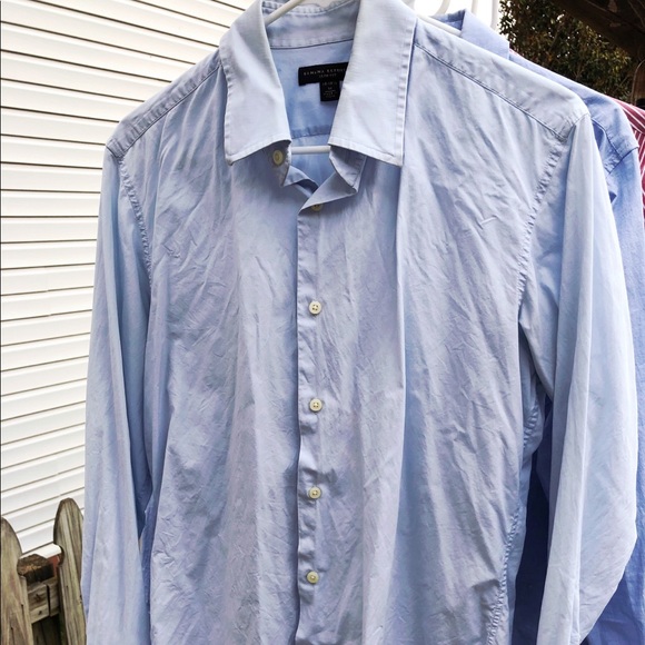 Bundle of 5 button down shirts - Picture 5 of 8